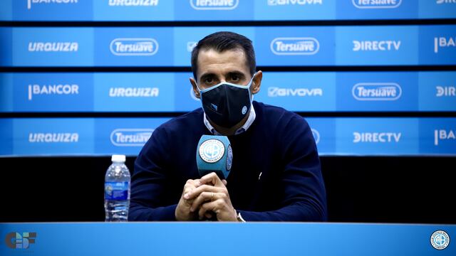 Guillermo Farré, nuevo entrenador de Belgrano, no pudo arrancar su trabajo en forma presencial.