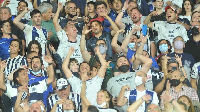 Los hinchas de Talleres seguramente se movilizarán con una multitud para el duelo con Godoy Cruz (Foto Javier Ferreyra).