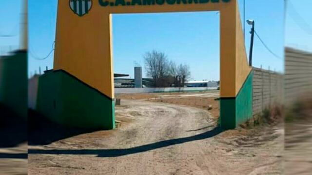 Los ladrones se llevaron el portón del predio deportivo, con total impunidad.