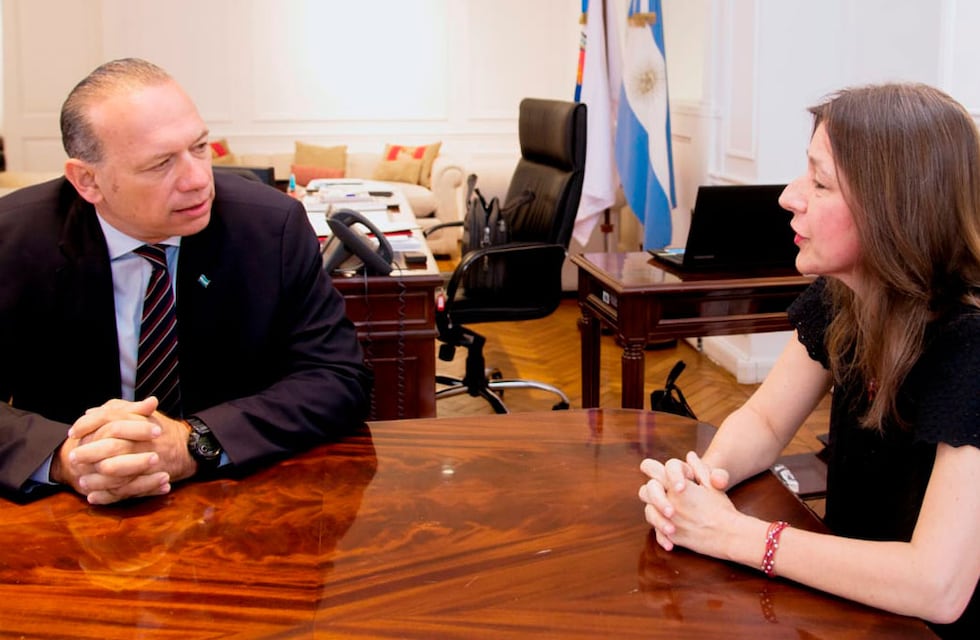 Sergio Berni cruzó a Sabina Frederic por sus dichos sobre Suiza: “Cree que vivimos de joda”