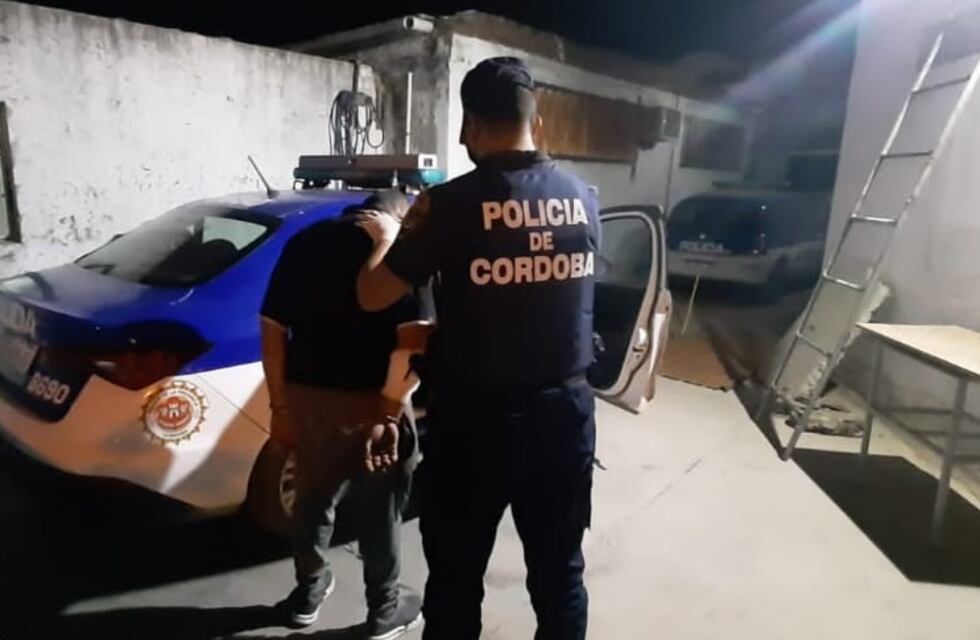 Violencia familiar en Villa María: discutían e hirió a su pareja con un cuchillo