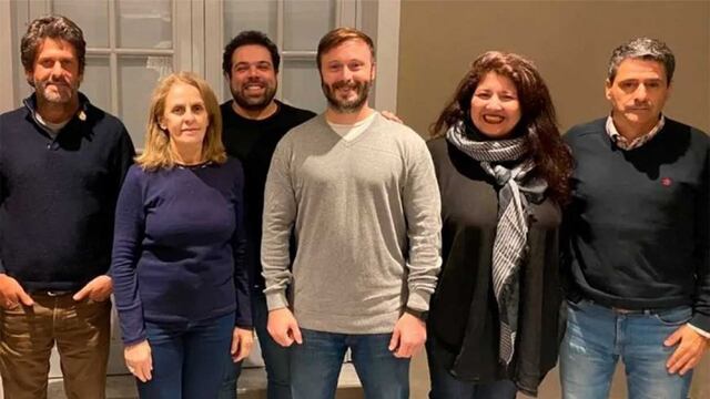 Francisco Azcué anunció cambios en la estructura de su gestión.