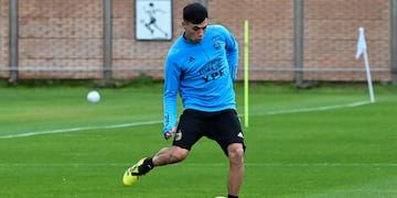 Gerónimo Heredia, uno de los prometedores juveniles de Belgrnao, titular en la Sub-20 de Mascherano (Prensa AFA).