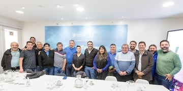 Vuoto rubricó el acuerdo salarial para el primer semestre 2023 por encima de la inflación
