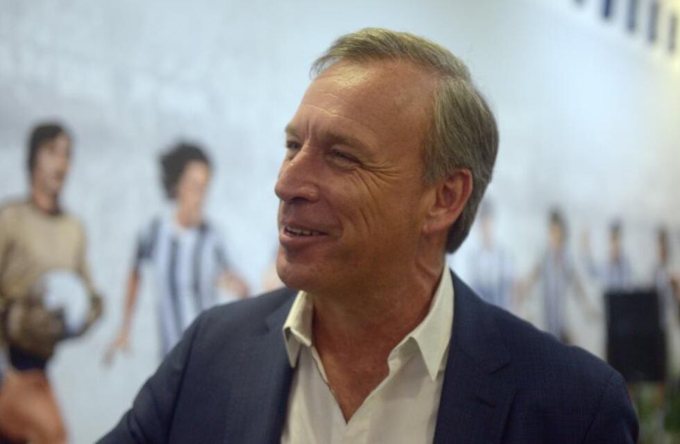 Andrés Fassi, presidente de Talleres, saludó a su hija que jugará al golf en los Juegos Olímpicos