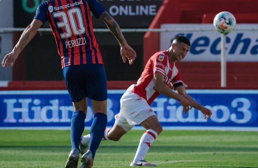 En Unión esperan a Lucas Esquivel para definir la formación titular ante Vélez