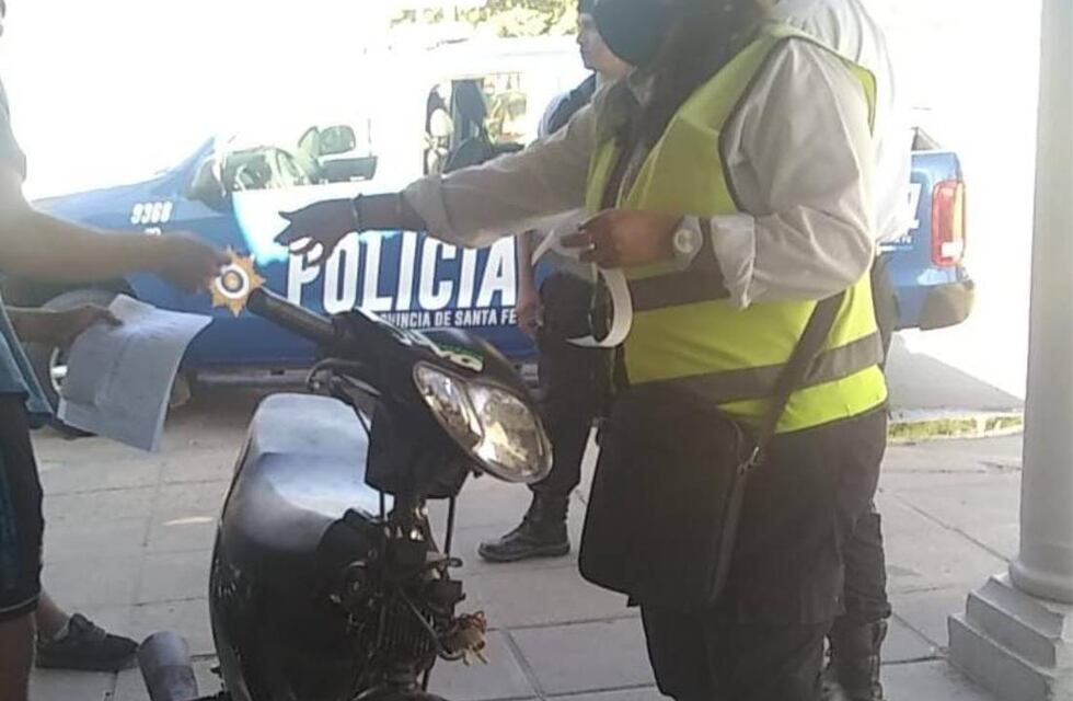 Retiraron de las calles otra moto fuera de regla