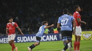 El despegue de Juan Velázquez, el jugador de Belgrano que más aumentó su valor. Entre los cinco primeros también está Mariano Troilo (37 en el dorsal).