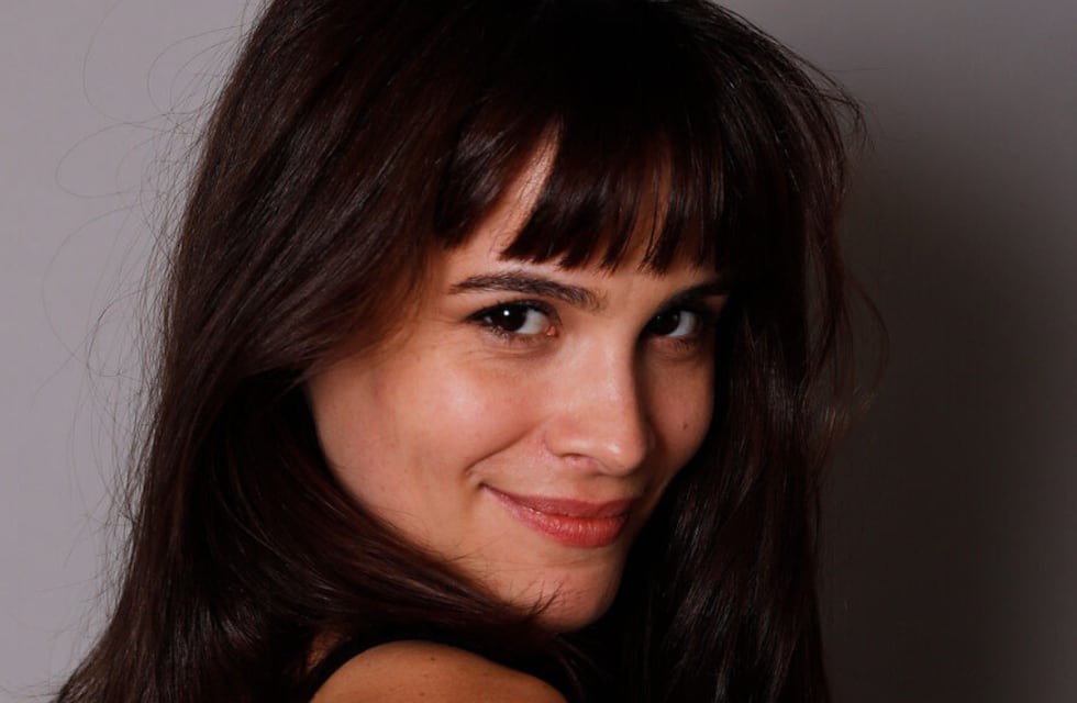 Quién es Micaela Riera, la santafesina que interpretó a Fabiana Cantilo en “El amor después del amor”