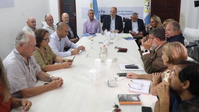 La última reunión concluyó sin cambios en cuanto a la recomposición de haberes.