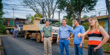 Sebastián Macias recorrió la planta de asfalto en Montecarlo.