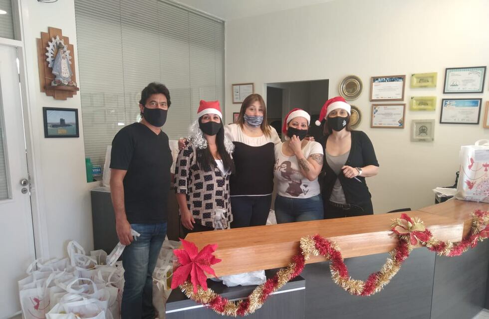 Más de 2000 gastronómicos y hoteleros recibirán productos navideños