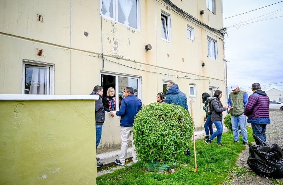 Ushuaia: realizaron una nueva jornada de limpieza en el barrio Mirador de los Andes