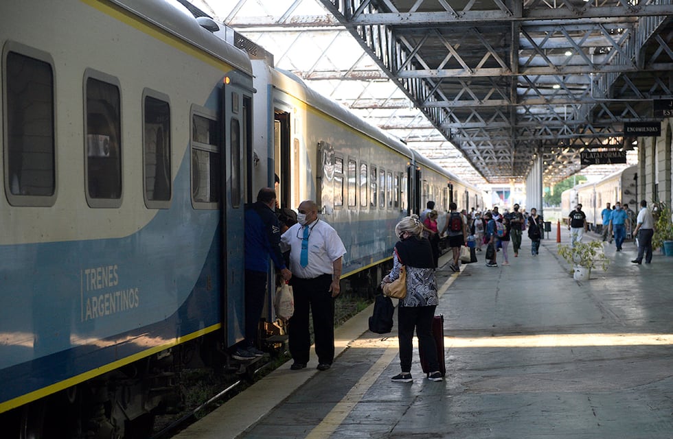 Ya están a la venta los pasajes para el tren Córdoba - Buenos Aires: cuánto salen y cómo comprarlos