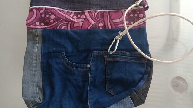 El bolso antiarrebato.