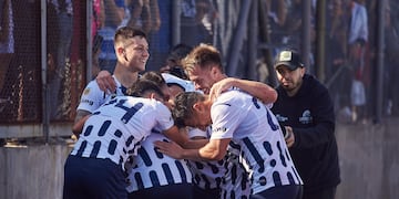 El festejo del primer gol de Talleres ante Chacarita (Prensa Talleres)