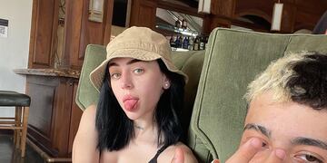 La artista cumplió dos años en pareja con el trapero porteño.