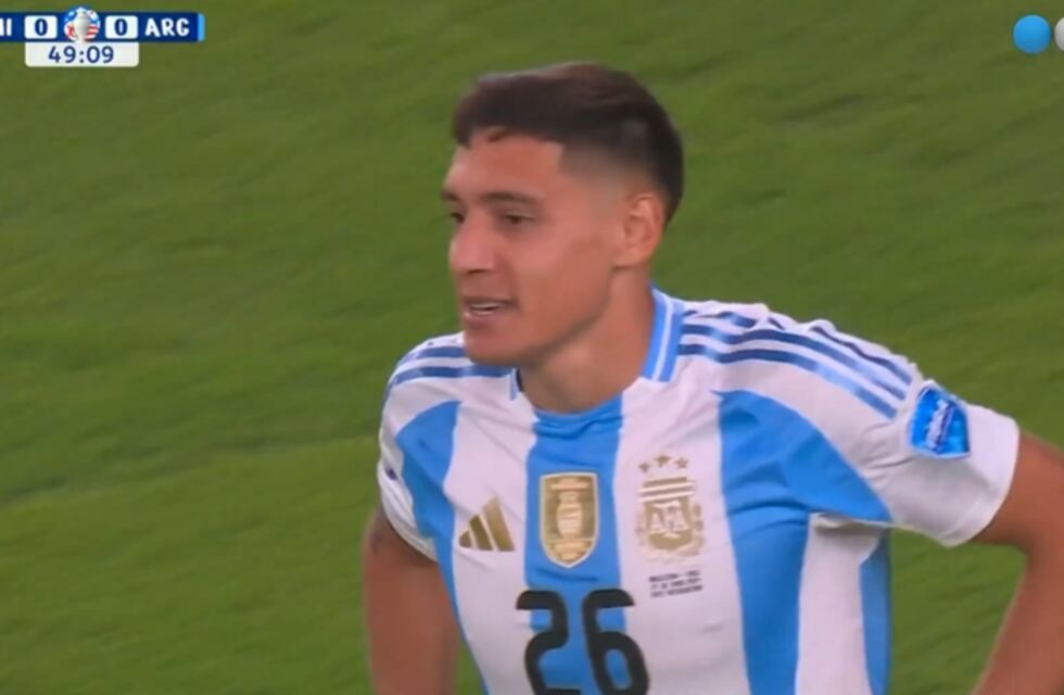 El increíble gol que se perdió el cordobés Nahuel Molina en Argentina contra Chile