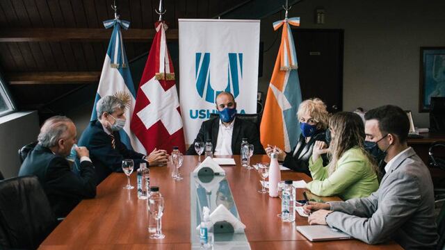El embajador de la confederación suiza fue recibido por funcionarios de la Municipalidad de Ushuaia