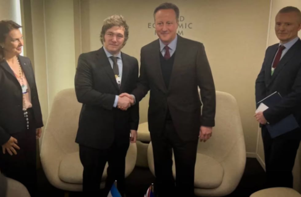 Milei y David Cameron hablaron de “profundizar vínculos comerciales” y de “promover las inversiones inglesas” en el país