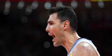 Argentina's Luis Scola reacts during the Basketball World Cup final game between Argentina and Spain in Beijing on September 15, 2019\u002E (Photo by Greg BAKER / AFP)