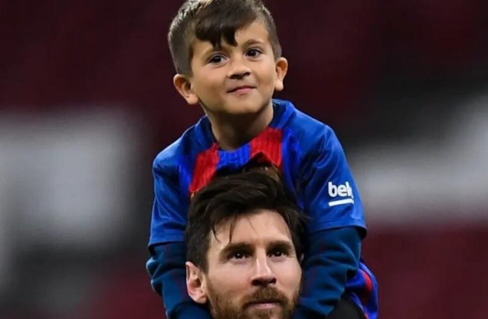 Igualito al papá: el golazo de Thiago Messi en el Barcelona