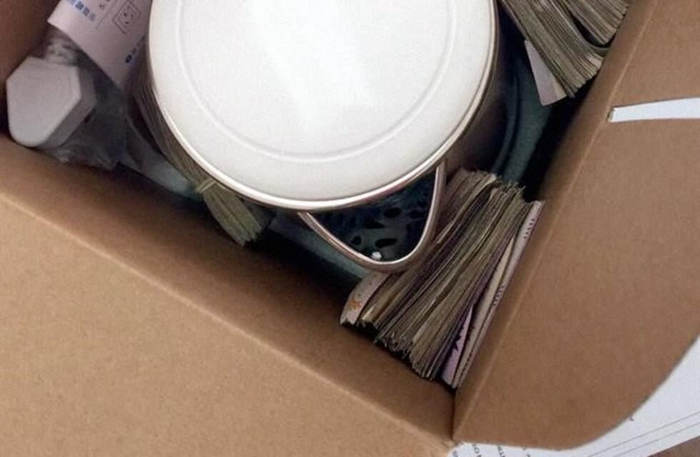 Un comerciante chino quiso coimear a una intendenta y le regaló una pava con $100 mil