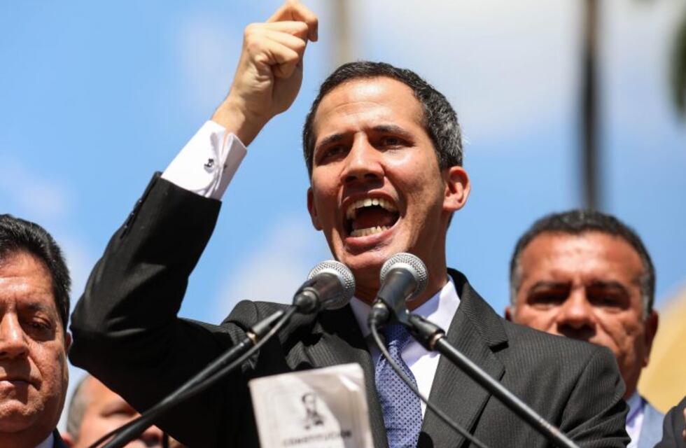 Juan Guaidó: "Juro asumir formalmente como el Presidente encargado de Venezuela"