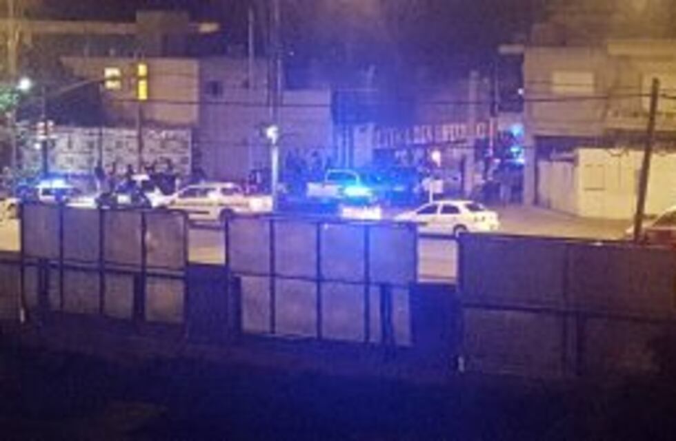 Sicarios mataron a balazos a un joven frente a su novia en zona sur