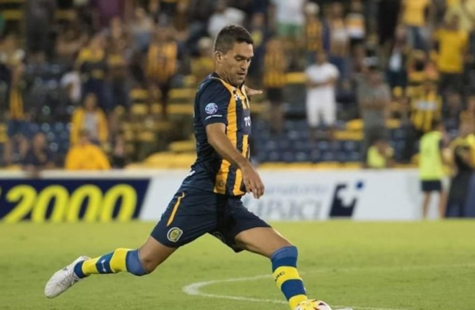 Caruzzo se lesionó y es duda para el encuentro ante River