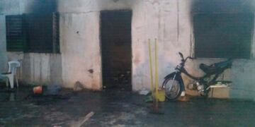Así quedó la vivienda tras el incendio\u002E