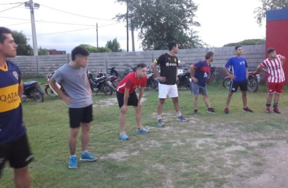 El Sportivo 24 de Septiembre inició los trabajos en el fútbol