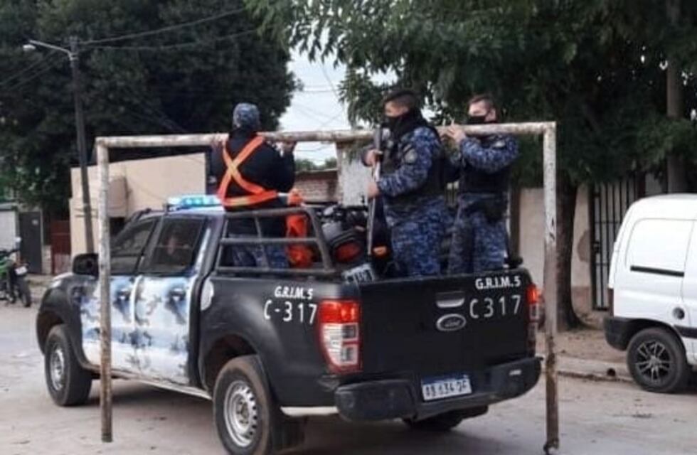 Secuestraron los arcos de fútbol para que no jueguen en el barrio