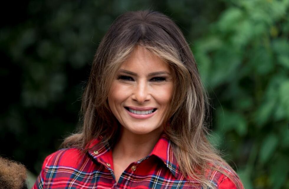 Una revista asegura que Melania Trump tiene una doble y aparece en actos oficiales