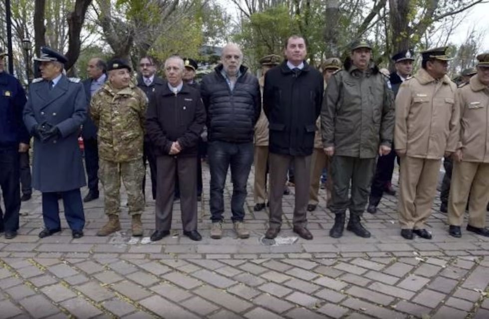 El intendente encabezó acto por el Día del Himno Nacional Argentino