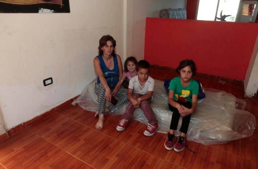 La mujer embarazada con cinco hijos recuperó su casa