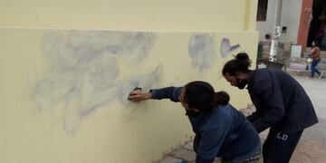 Turistas debieron reparar su acto vandálico, en Jujuy