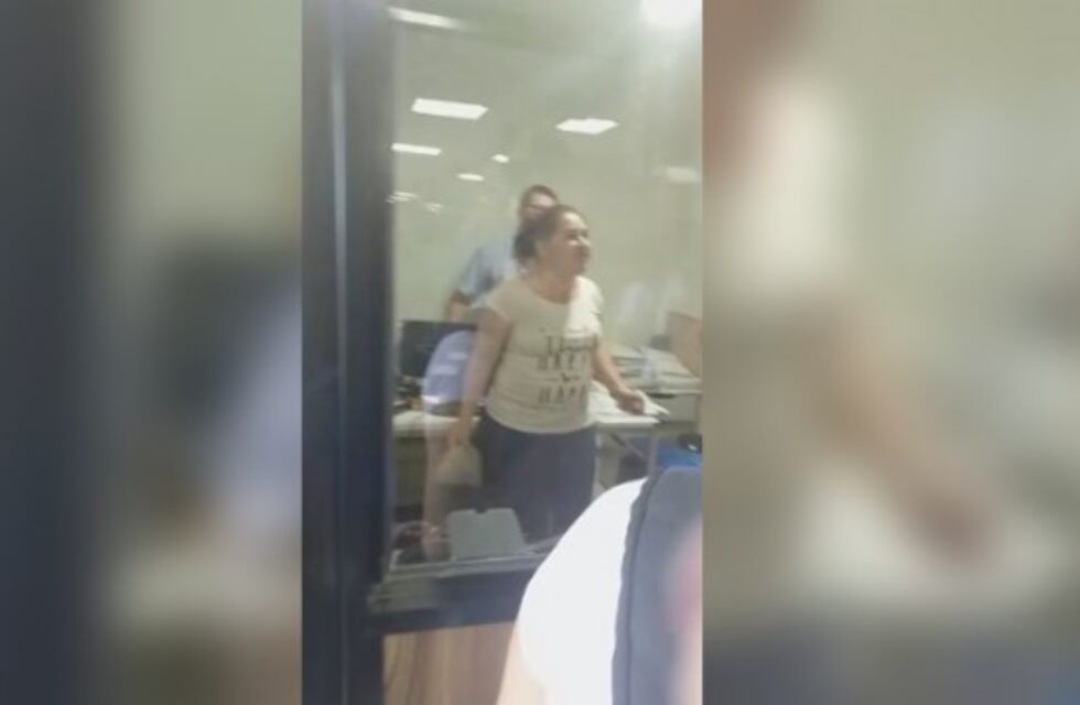 Cuatro personas amenazaron con quemarse