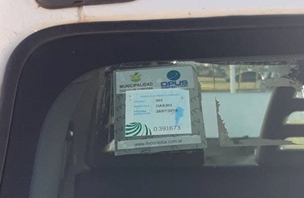 La camioneta municipal de control de ITV... no tenía el ITV