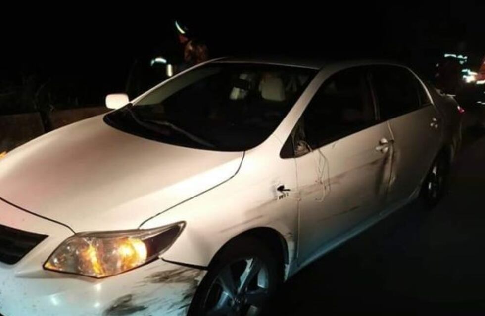 Altas Cumbres: grave accidente entre un auto y una moto