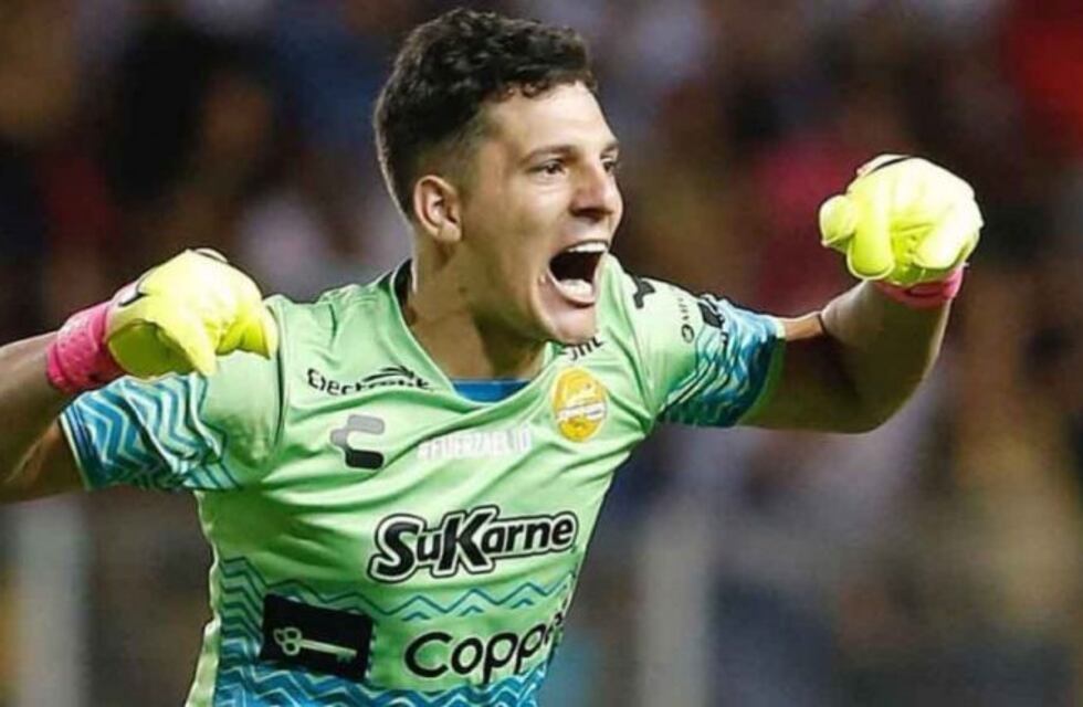 Gaspar Servio quedó en el medio de la balacera en Sinaloa y lo subió a las redes