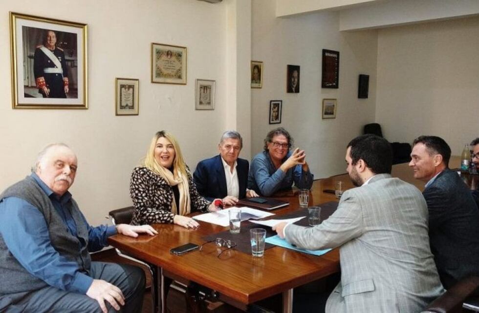 Gobierno firmó un convenio que potenciará a la industria del gas natural