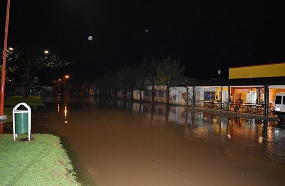 Temporal dejó 7 evacuados y destrozos en Devoto