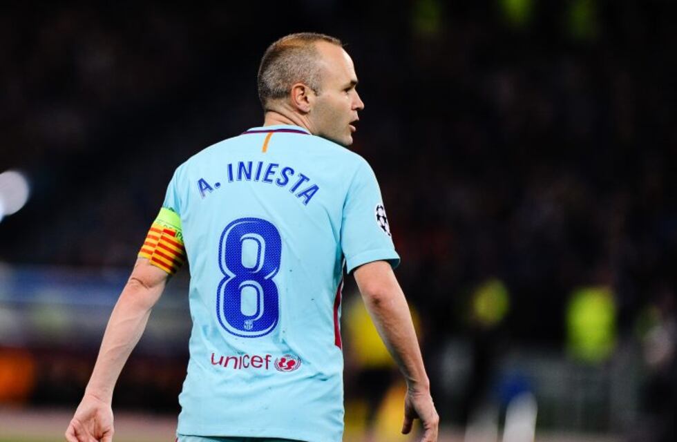 El mundo del fútbol se rinde ante Andrés Iniesta