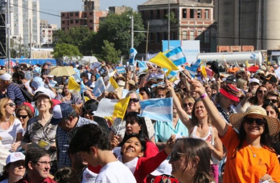 Más de 20 mil personas en la beatificación de Catalina