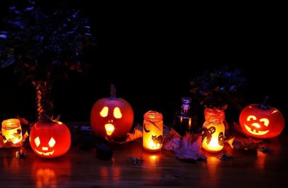 Carlitos Melián presenta "Halloween: un show empeluchante"