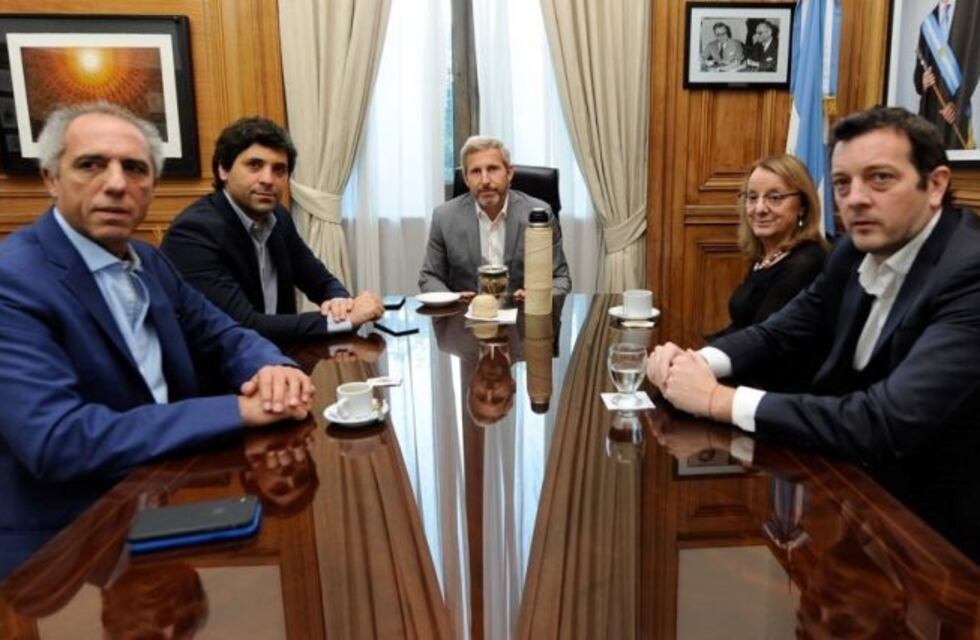 La Gobernadora Alicia Kirchner se reunió con el Ministro de Interior