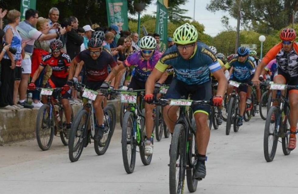 Buenos resultados para ciclistas de Arroyito en la localidad de La Puerta