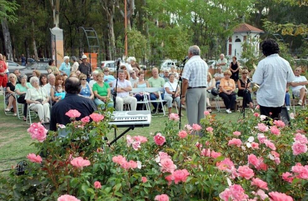 Recital por el Día de la Mujer en El Rosedal