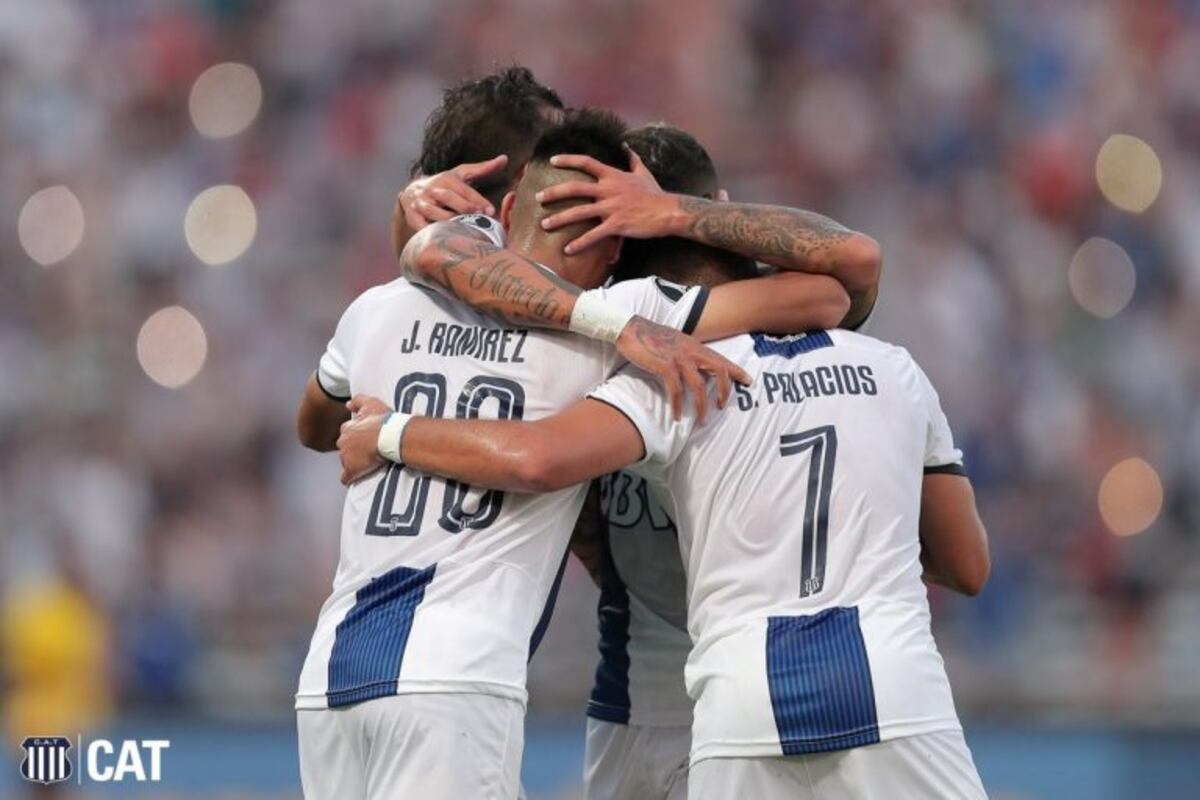 Si la sanción de Conmebol es drástica, a Talleres le podrían dar por ganado el partido con los chilenos, por 3-0\u002E